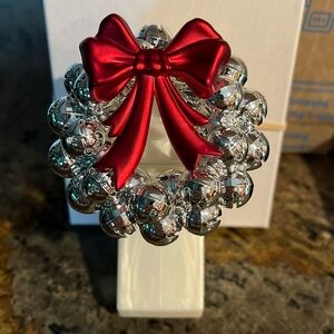 BBW Wallflower Christmas wreath